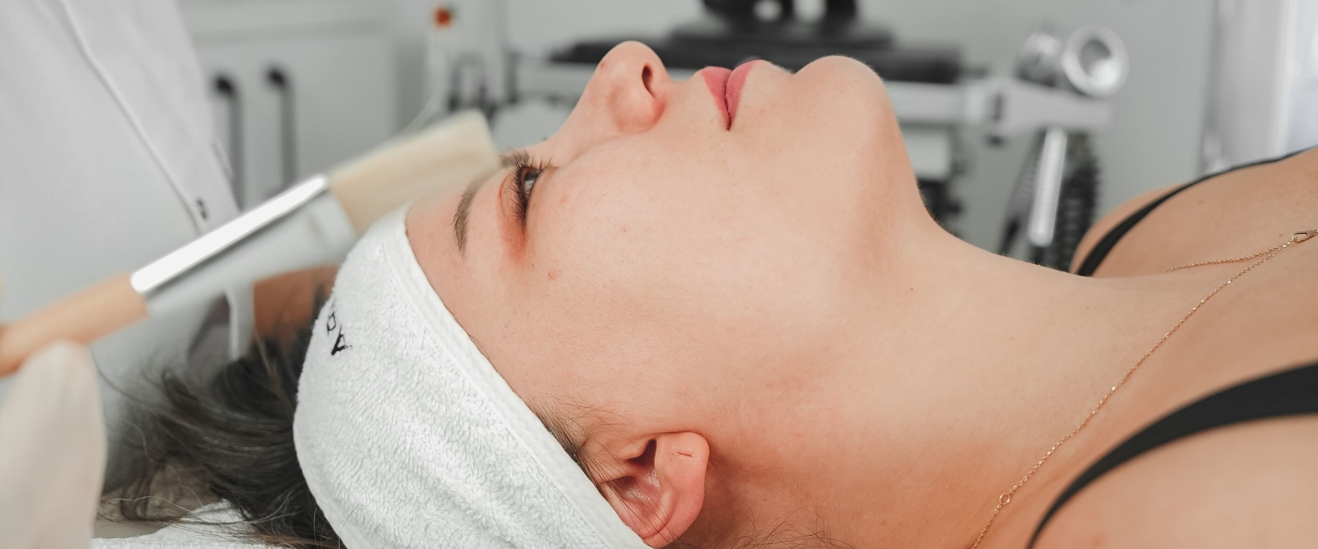 Discover Radiant Skin with Clinical Nutrition and Chemical Peels